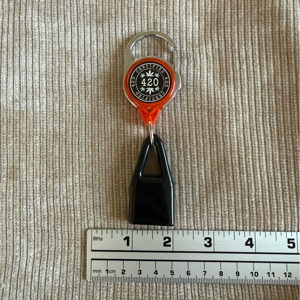 Black and Orange Keychain Carabiner Leash - Picture 3 of 10
